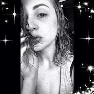 Meet your Posher, Jade